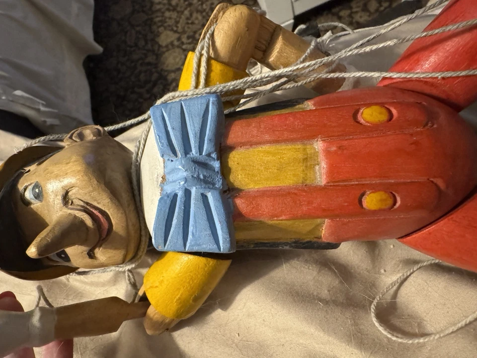 Marioneta marioneta Pinocho de madera tallada vintage de los años 50 muy rara Disney Foto 4 de 4