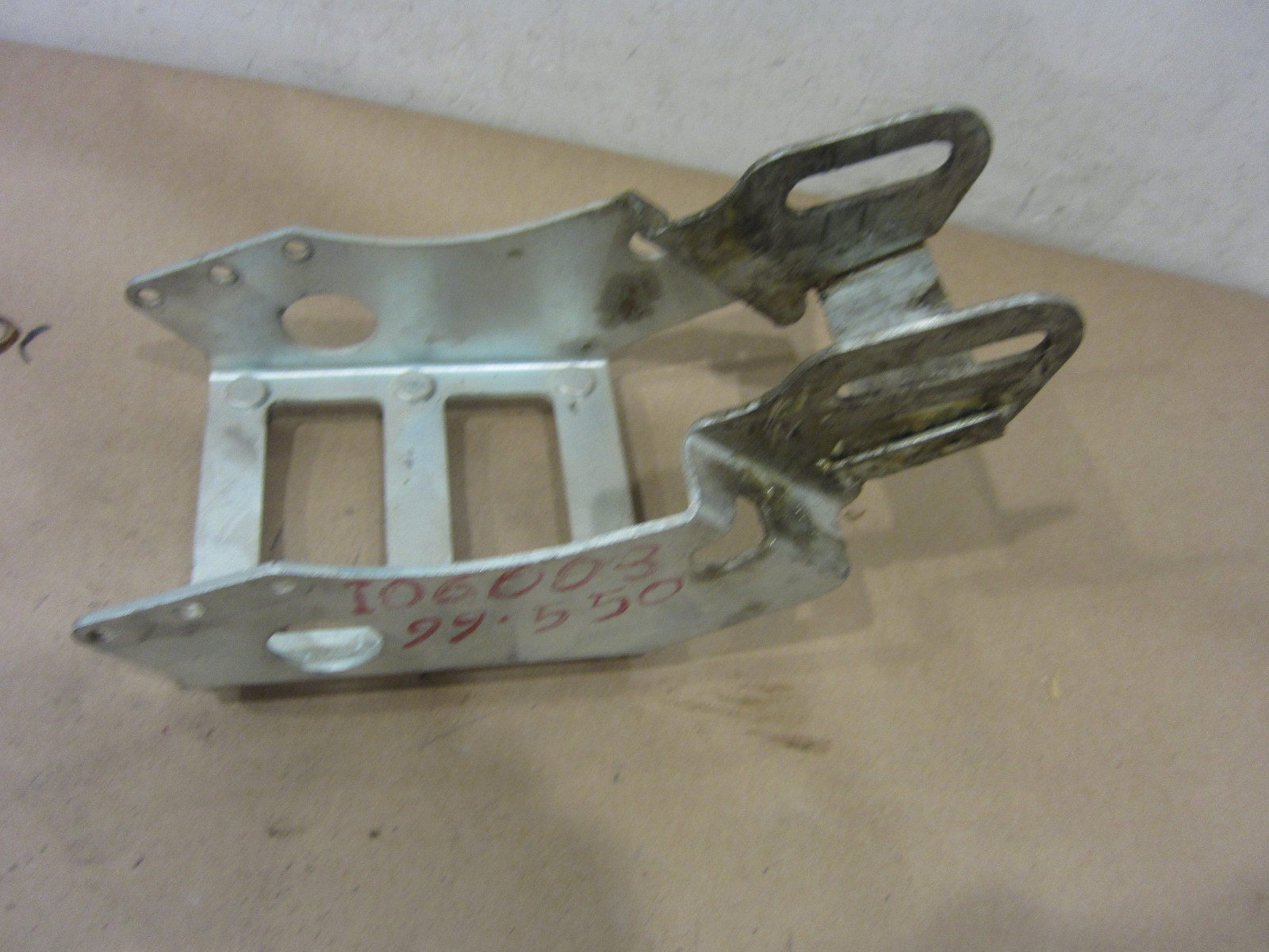 Ferrari 550 - Steering Column Support Bracket - Part# 168742
