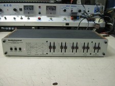 AUDIO CONTROL EQUALIZER MODEL - D- 520 USED 