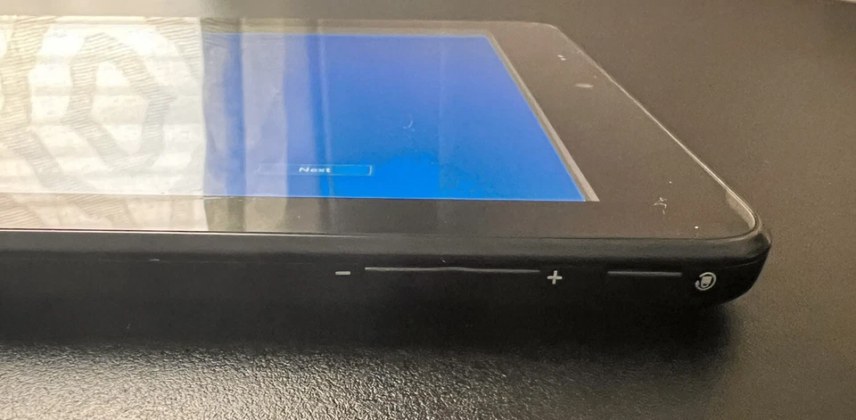 Insignia Flex Tab 16 GB, Wi-Fi, 8 pulgadas - negro Foto 4 de 4