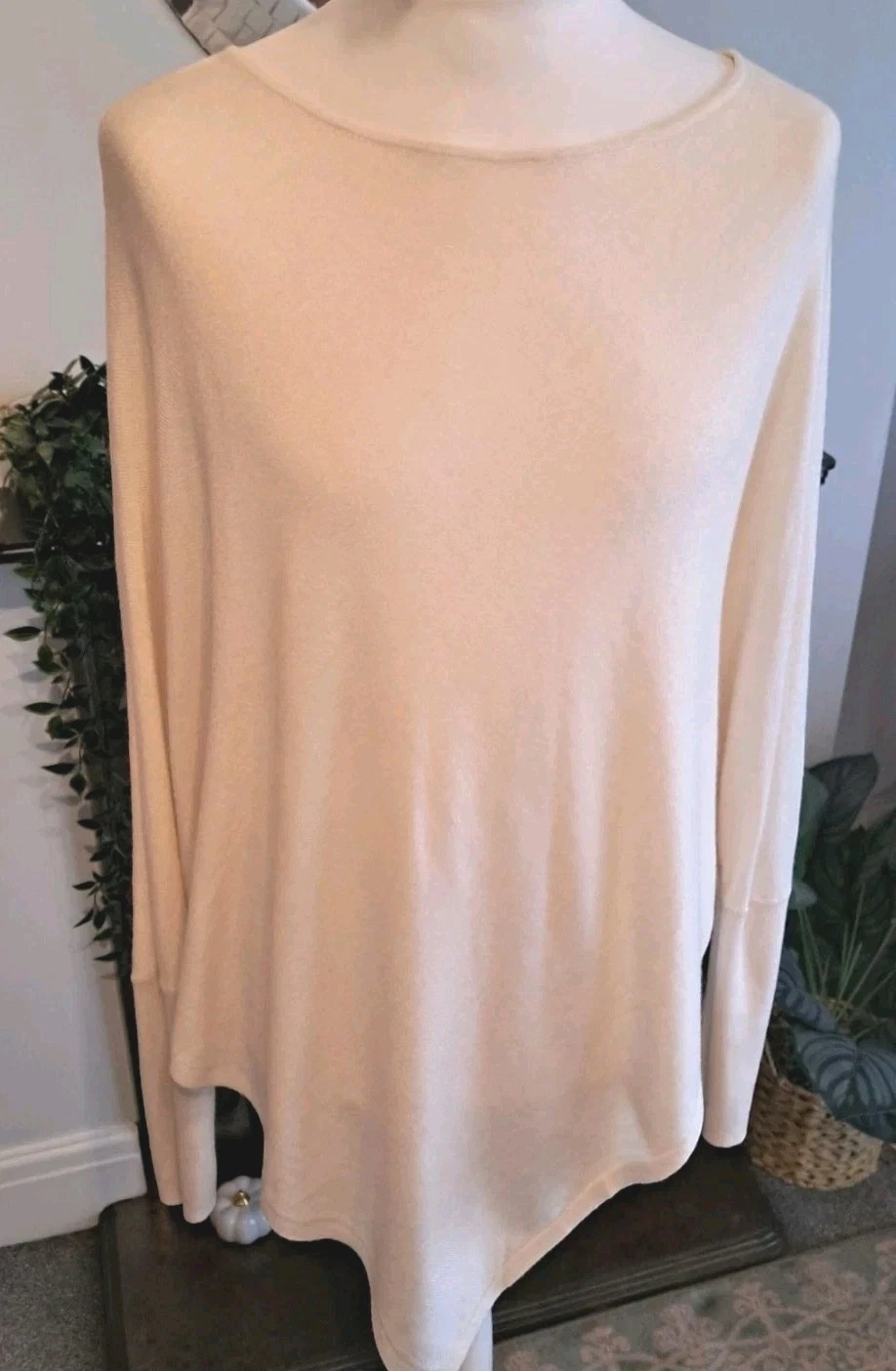 PART TWO 'Florinda' Cream Cashmere Blend Asymmetrical Jumper Poncho Size L/Xl