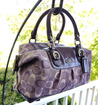 Coach MEDIUM F18425 Purple Sabrina Signature C w/Patent Leather