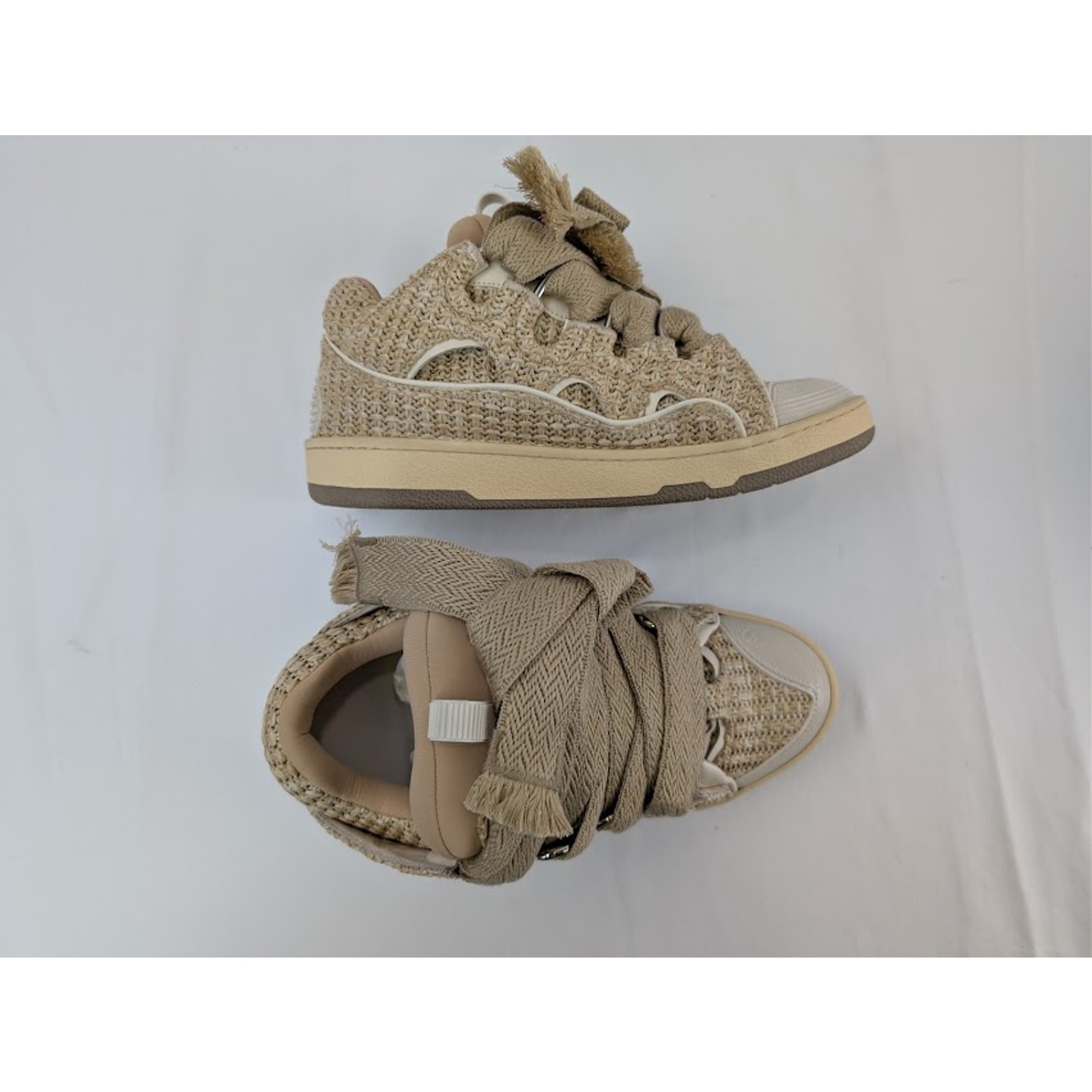 Lanvin Curb Low Top Sneakers in 65 Natural BNWB 41
