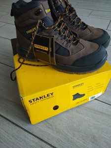 stanley yukon waterproof safety boot