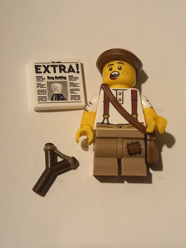 Lego Minifigure - col24-12, Newspaper Kid, Series 24, Complete with Accessories