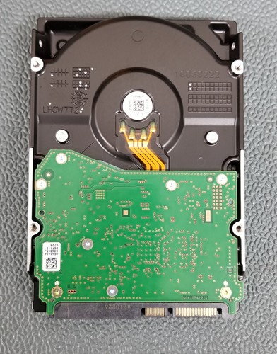 Western Digital 12TB, 7200RPM, Hard Drive SATA, WD120EDBZ-11B1HA0 *TESTED* - Photo 2/3