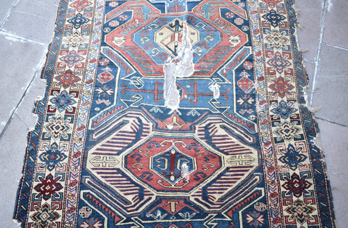 Favoloso tappeto antico caucasico 48'' x 59'' oggetto da collezione ottimo colore tappeto indossato - Foto 2 di 16