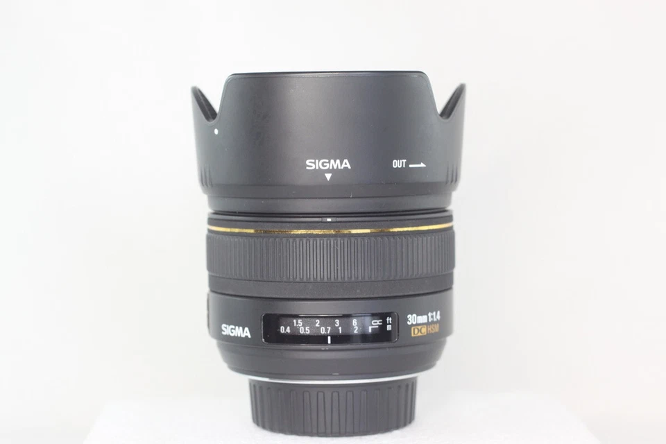 AS IS Sigma DC EX 30mm F/1.4 HSM AF Wide Angle Lens for Nikon F mount - Image 3 of 4