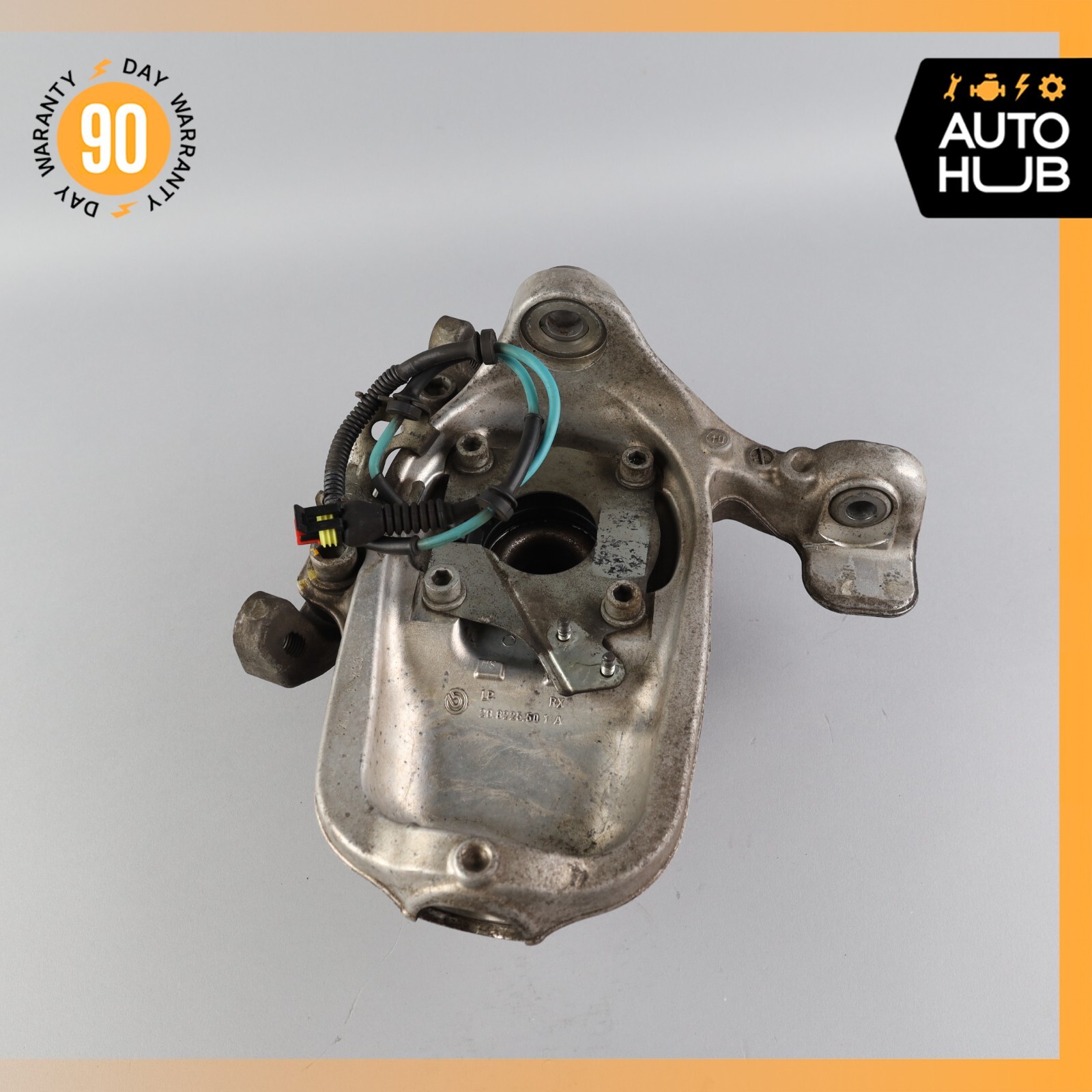 11-19 Maserati Quattroporte S M139 Front Left Side Spindle Knuckle Hub OEM 74k