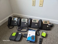  Yealink IP Network Phone 3- T23G 1 & 1-T21p E3, base station, OOMA Link, 4 Ea.