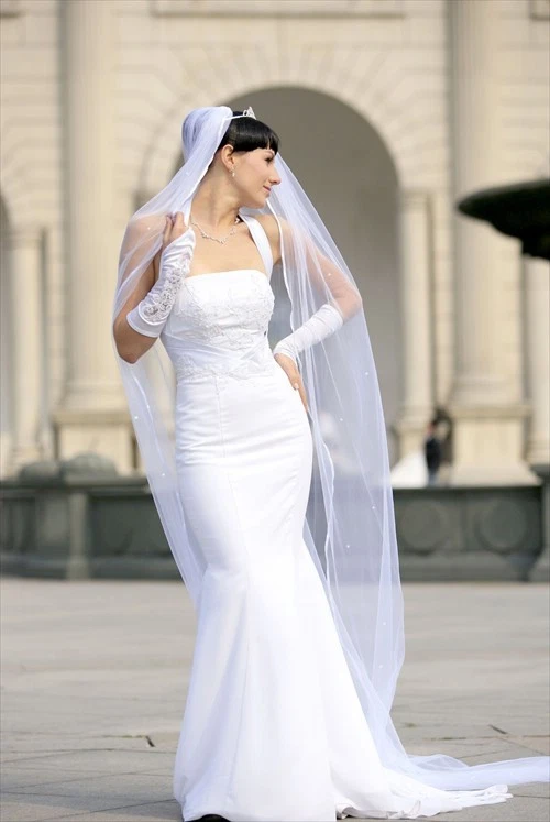 Cascading 2 Tier Cathedral Veil with Blusher |  Off-White