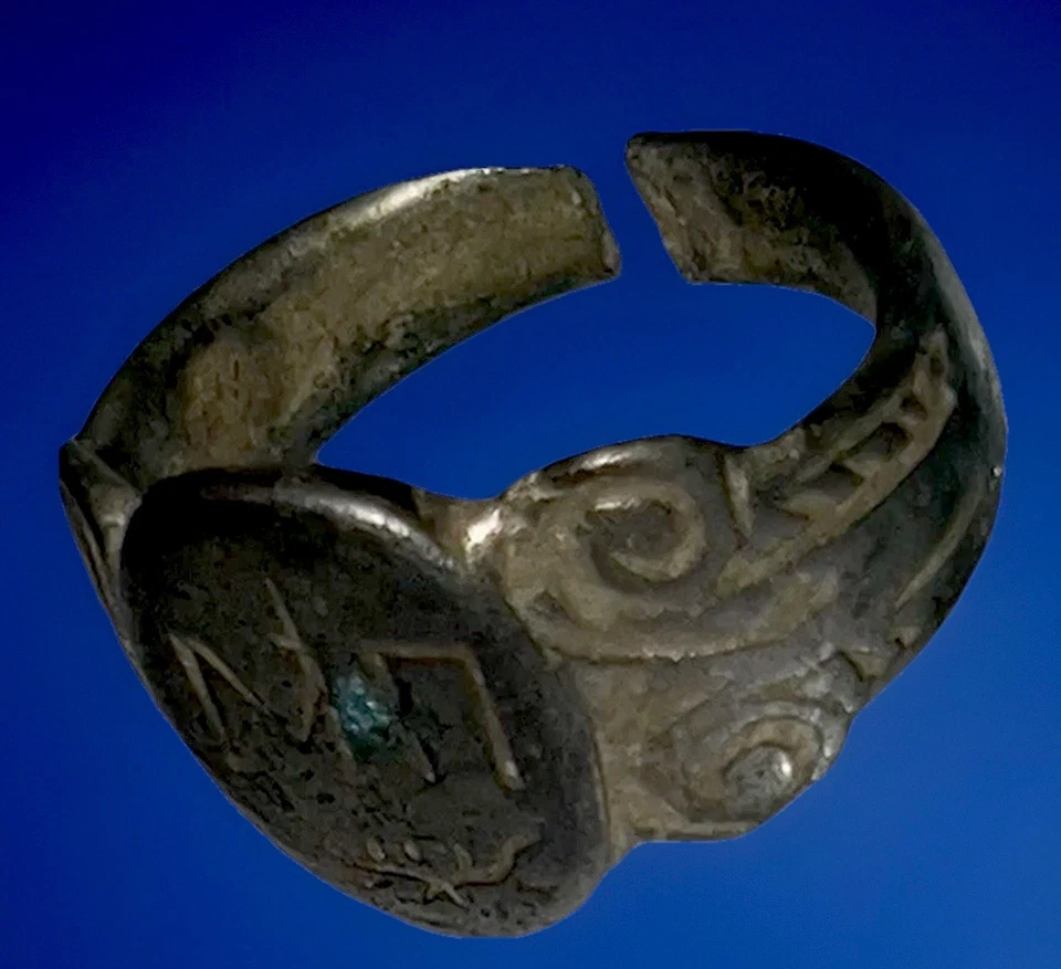 ANILLO medieval de Billón de Europa del Este iniciales reales o sello RARO Foto 3 de 4