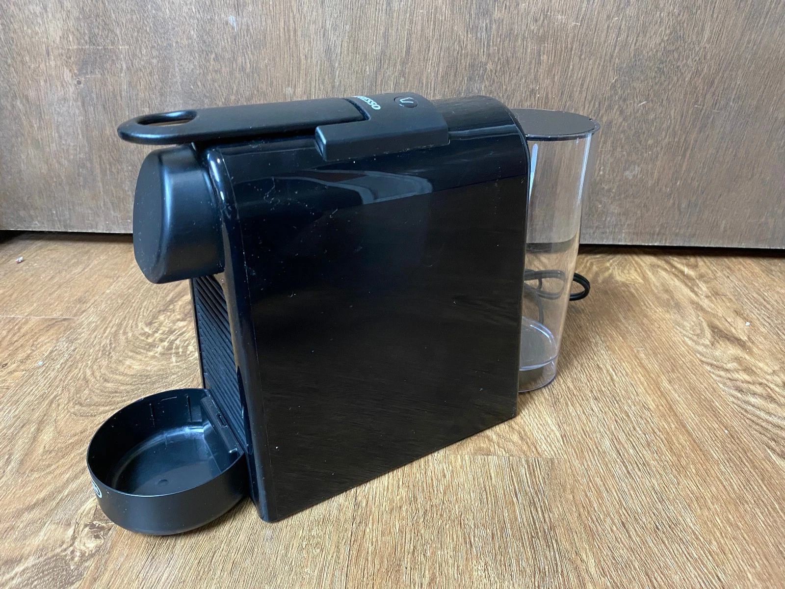 DeLonghi Nespresso Machine Model EN85B Black Espresso Maker **READ BELOW**