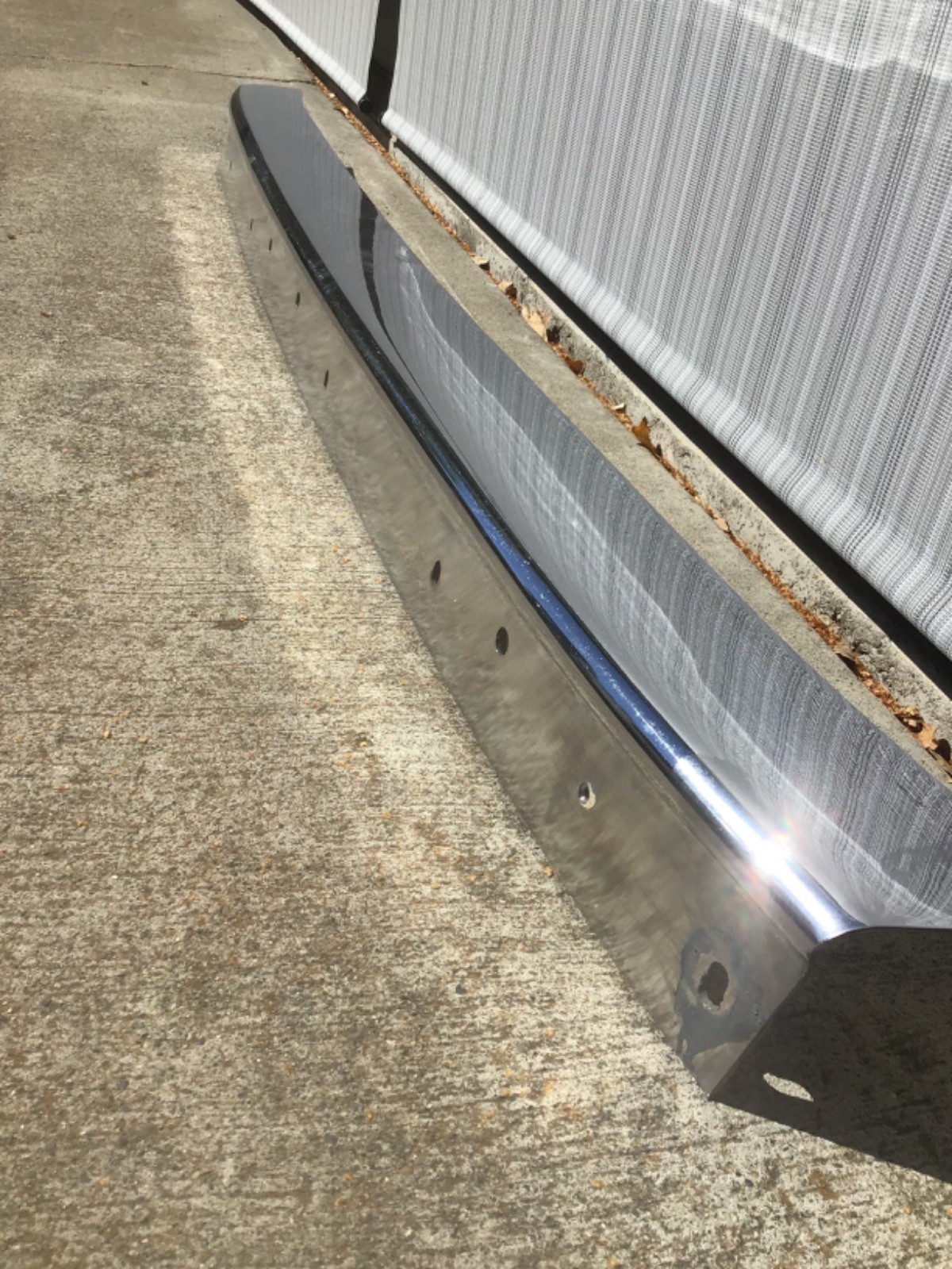 A 1978 Wraith 1965-1980 Rolls Royce Silver Shadow Chrome Rear Bumper