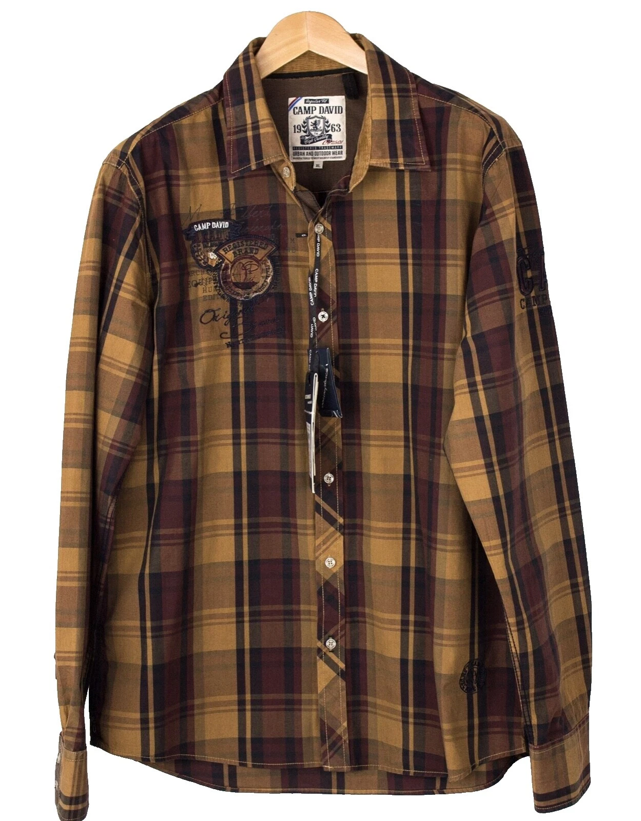 Men's Size XL Camp David Shirts