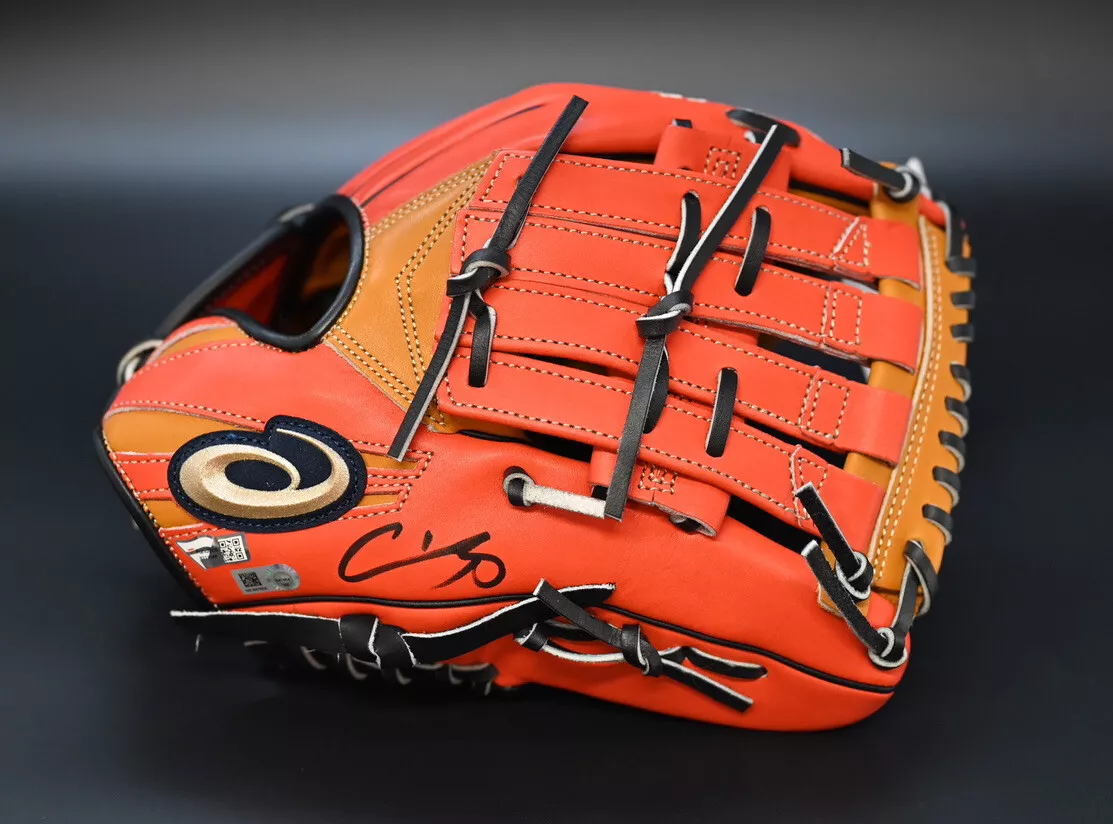 Shohei Ohtani Signed Game Model ASICS Glove MLB Holo Fanatics Baseball  Angels