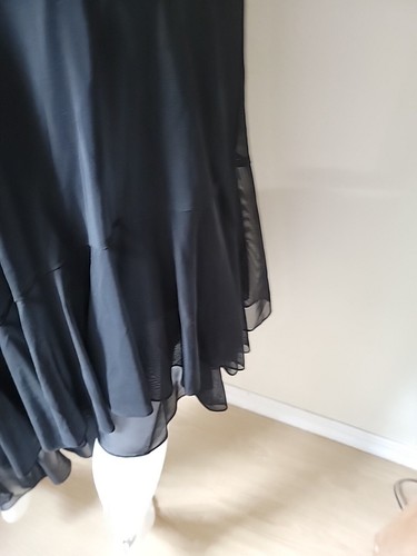 Tadashi Shoji Black Ruffle Asymmetrical Skirt Size Womens XS New $185 - Picture 7 of 12