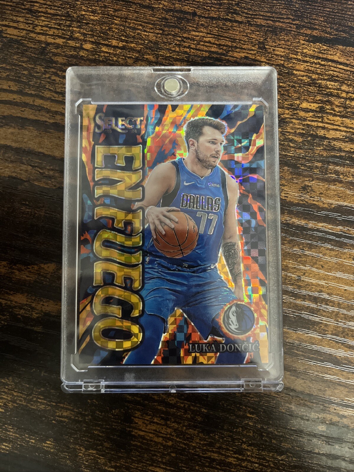 Luka Doncic 2023 Select #1 En Fuego - Gold /10 Price Guide Luka Doncic 2023 Select #1 En Fuego - Gold /10 Price Guide