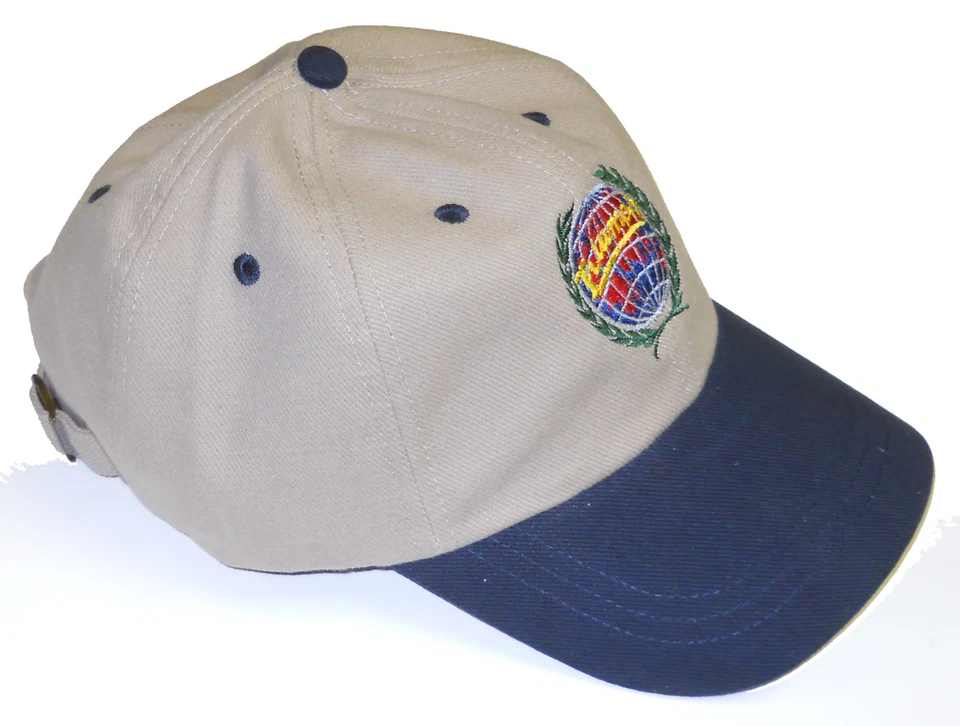 Sombrero bordado con logo Triumph World Foto 2 de 3