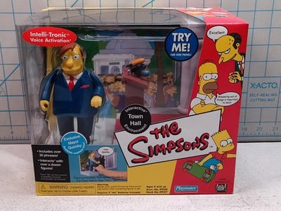 Simpsons Interactive Environment Town Hall, Playmates 2000