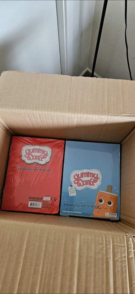 Yummy World Tasty Treats Blind Box Vinyl Mini Series Full box of 24 - Image 2 of 3