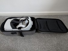 Oculus Quest 2 256GB With Case