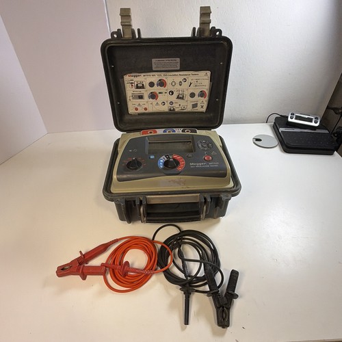 Megger MIT525 Diagnostic Insulation Resistance Tester W/ Alligator Leads Charger
