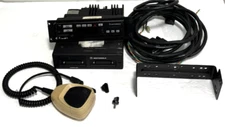 Motorola ASTRO Mobile Radio UHF D04UJF9SW5AN Bundle