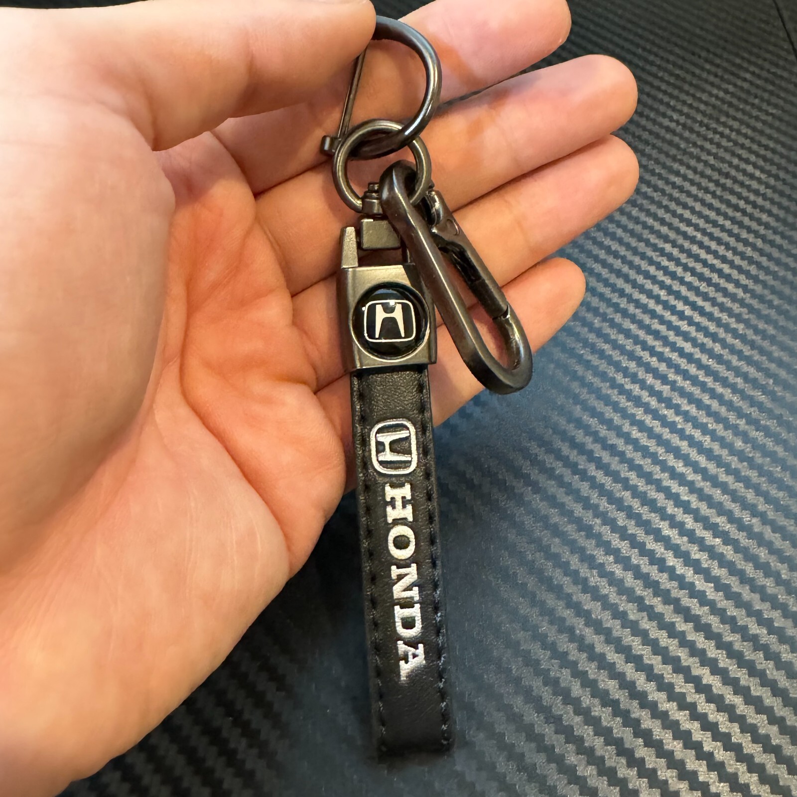 Genuine Leather Car Keychain for Honda Civic Accord HRV CRV Civic Prologue Pilot