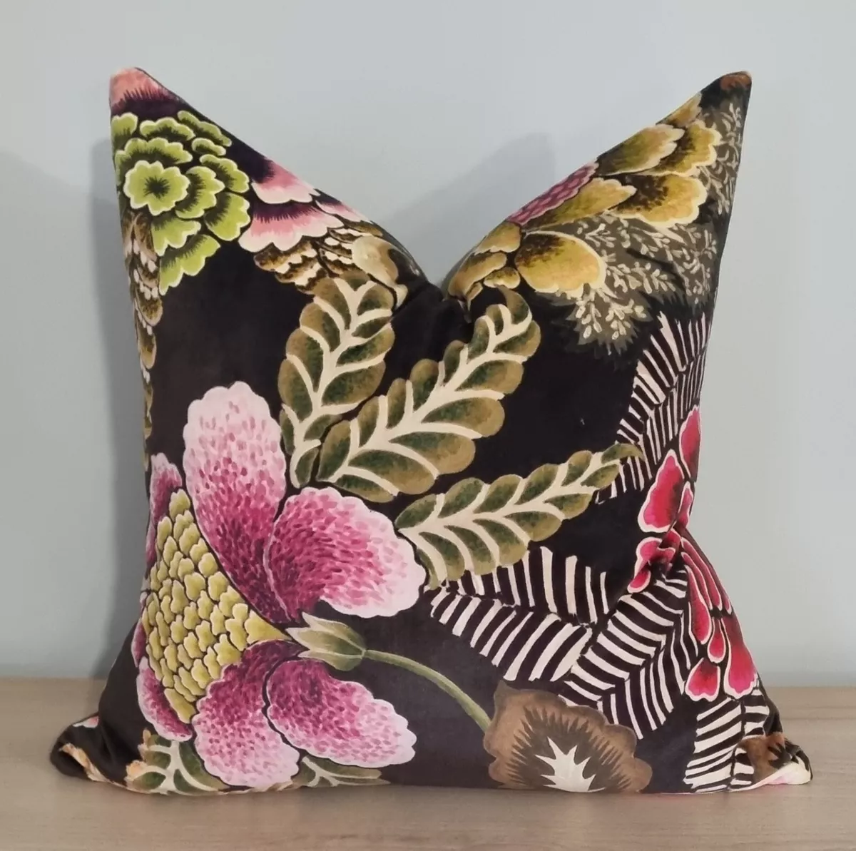 Cranberry hotsell throw pillows