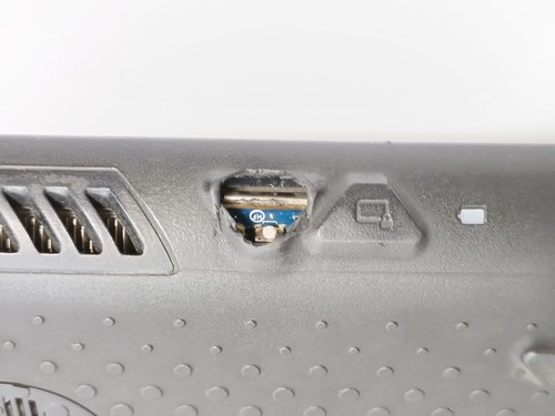 Motion Computing R001 R12 12.5-Inch Tablet PC, Turn On - Picture 6 of 10