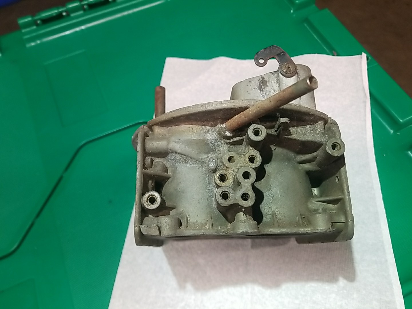 Factory Ford GT 390 Holley 4 BBL Carburetor Main Body LIST 3557 C6OF 9510 N  652