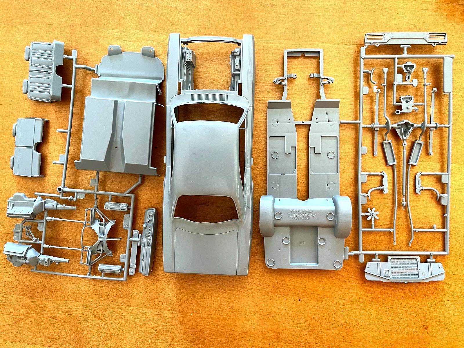 1/24 REVELL MONOGRAM PRE-PRODUCTION TEST SHOT 1970 PLYMOUTH 