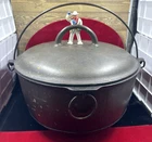 Vintage Griswold Erie Cast Iron #3 Dutch Oven Pot 785 ~ w/Lid 833C