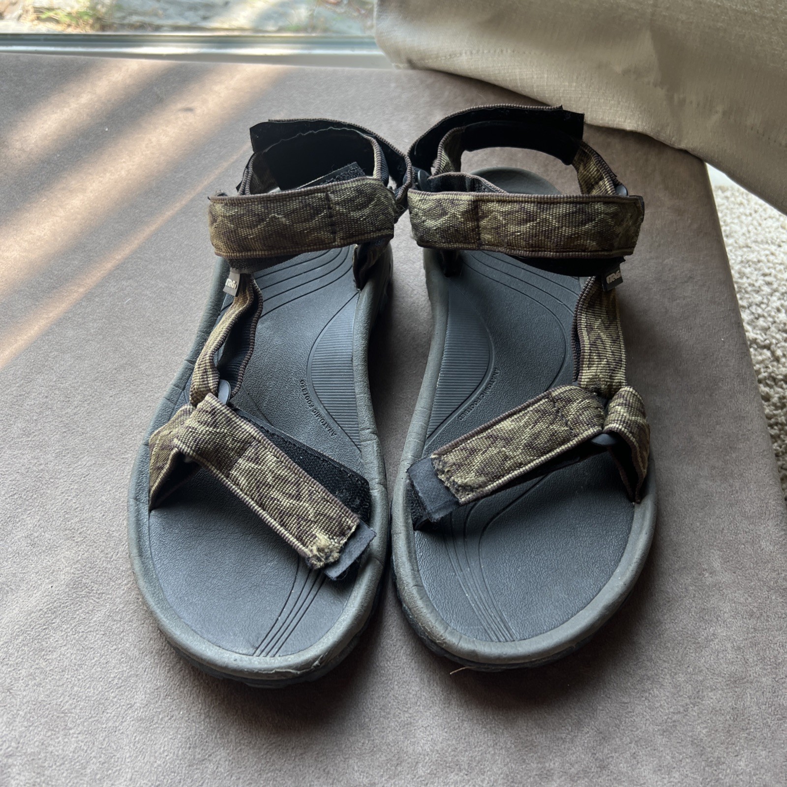 Teva Men's Hurricane XLT2 Strappy Hiking Sandals, Sport Water Olive  Size 7 39.5