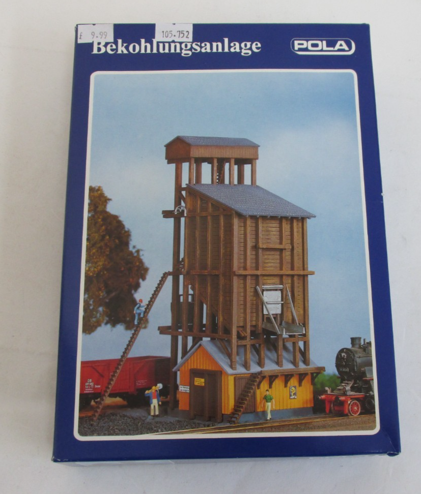 POLA H0704 Coal loader. H0 gauge. Excellent. Appears unstarted.