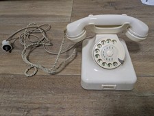 Vintage Bakelit Telefon mit Wählscheibe in Cremeweiß mit grünen Ziffern  W48 oT