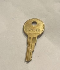 HERMAN MILLER LL / UM SERIES KEY UM244 STEELCASE