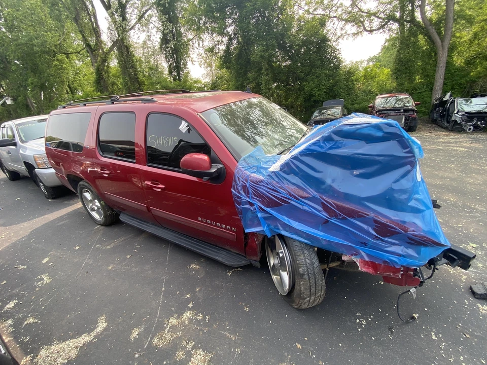 Used Automatic Transmission Assembly fits: 2014 Chevrolet Suburban 1500 AT 4x4 G Foto 4 de 4