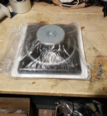 New GC Thorsen Epitome 3526 Wall Speaker (center channel single speaker)