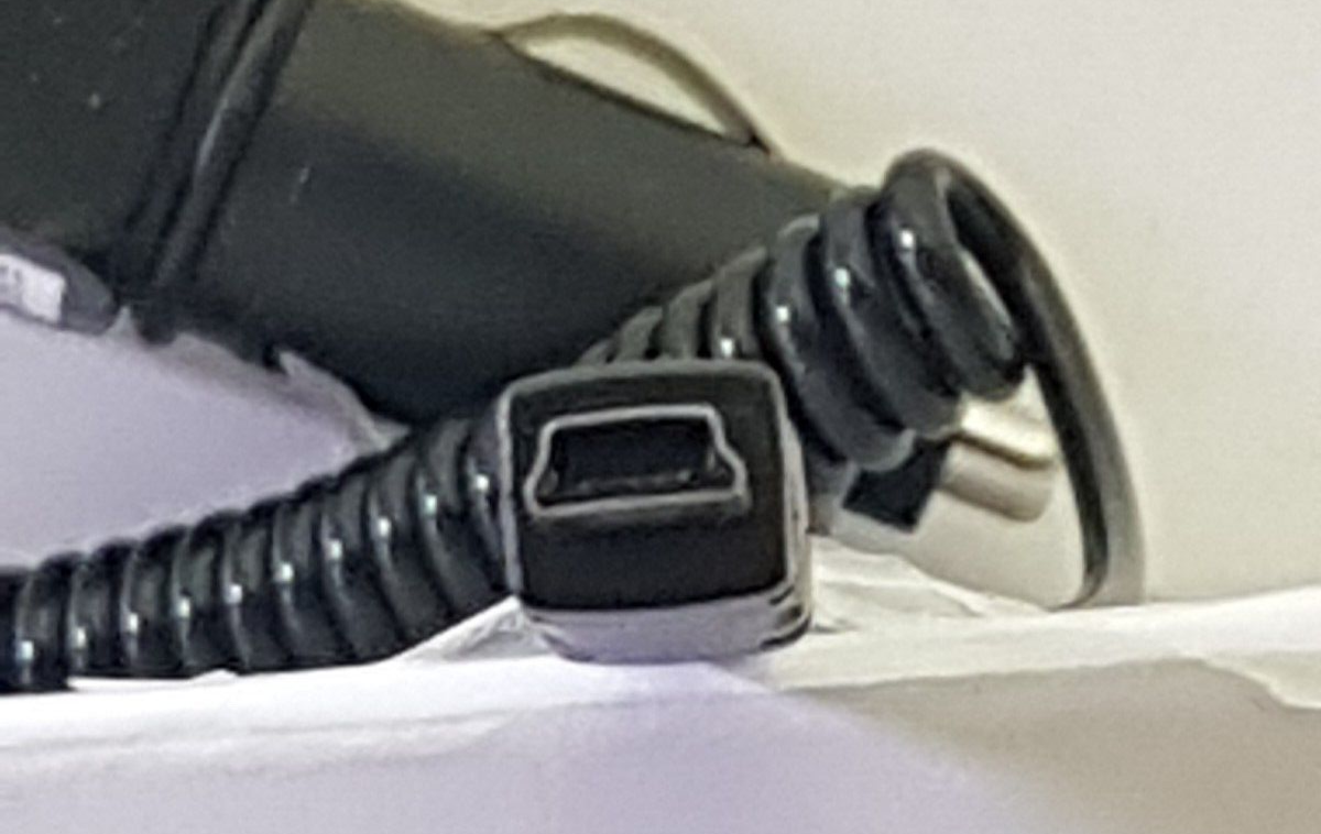 Rockland F82126 Rockland Car Charger USB To Mini USB Sat Nav TomTom RAC