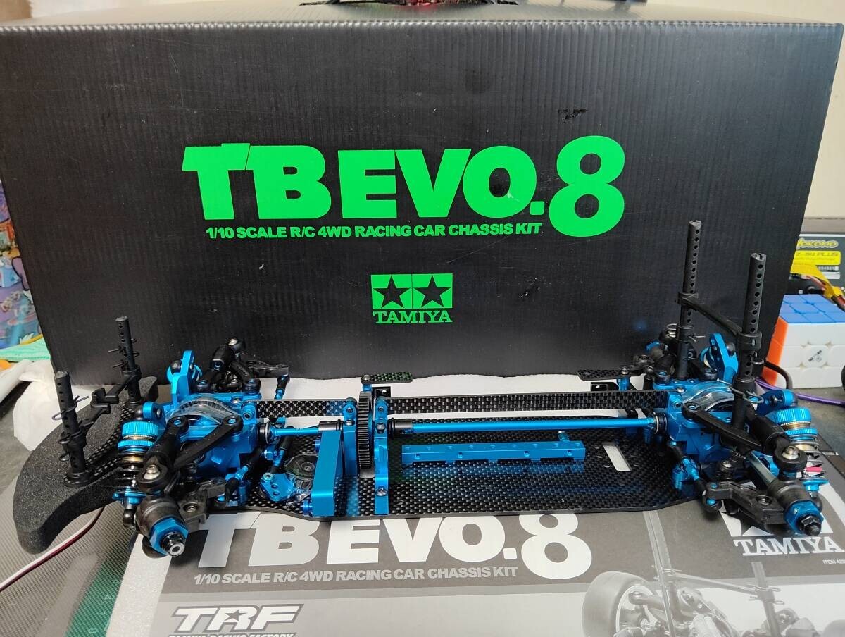 ホビーラジコン TAMIYA TB EVO8 42383 Tamiya TB Evo 8 Track test and Review | The RC Racer