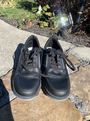 rockport hiking shoes