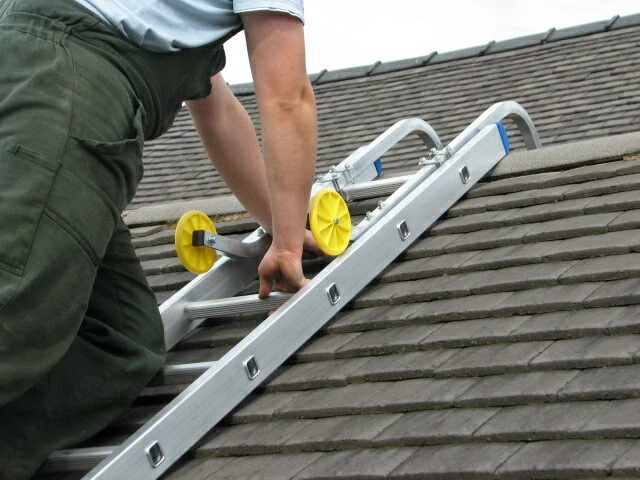 Universal Roof Hook Kit Aluminium Extension Ladders