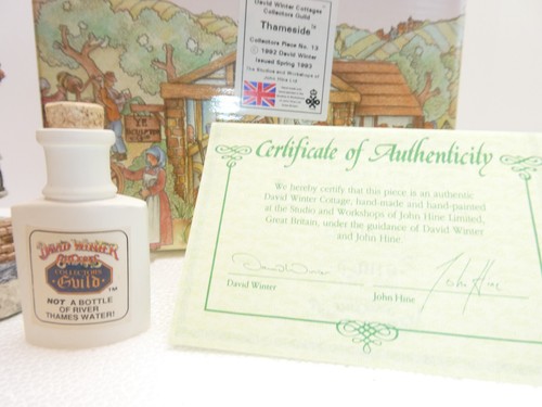 David Winter Cottages Thameside Collectors Guild No.13 1993 COA Box - Picture 2 of 10