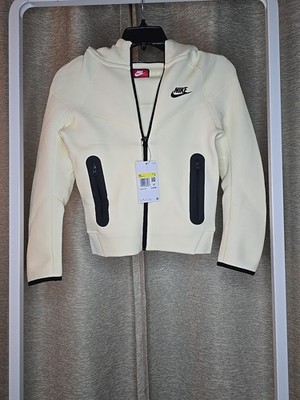 Nike Boy s Tech Fleece Hoodie Size Small Cream/Black FD3285-113 Athletic NWOT