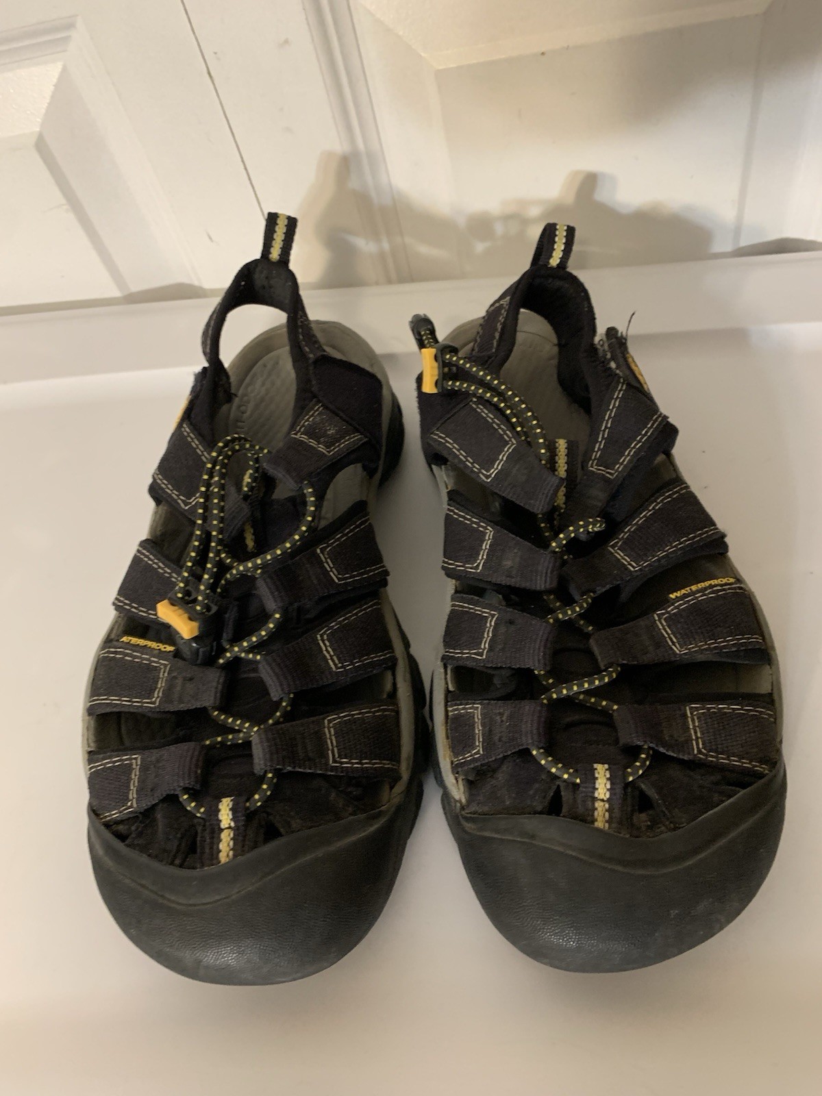 Sandali da trekking Keen uomo tg 7 5 Newport H2 neri punta chiusa impermeabili 1001907