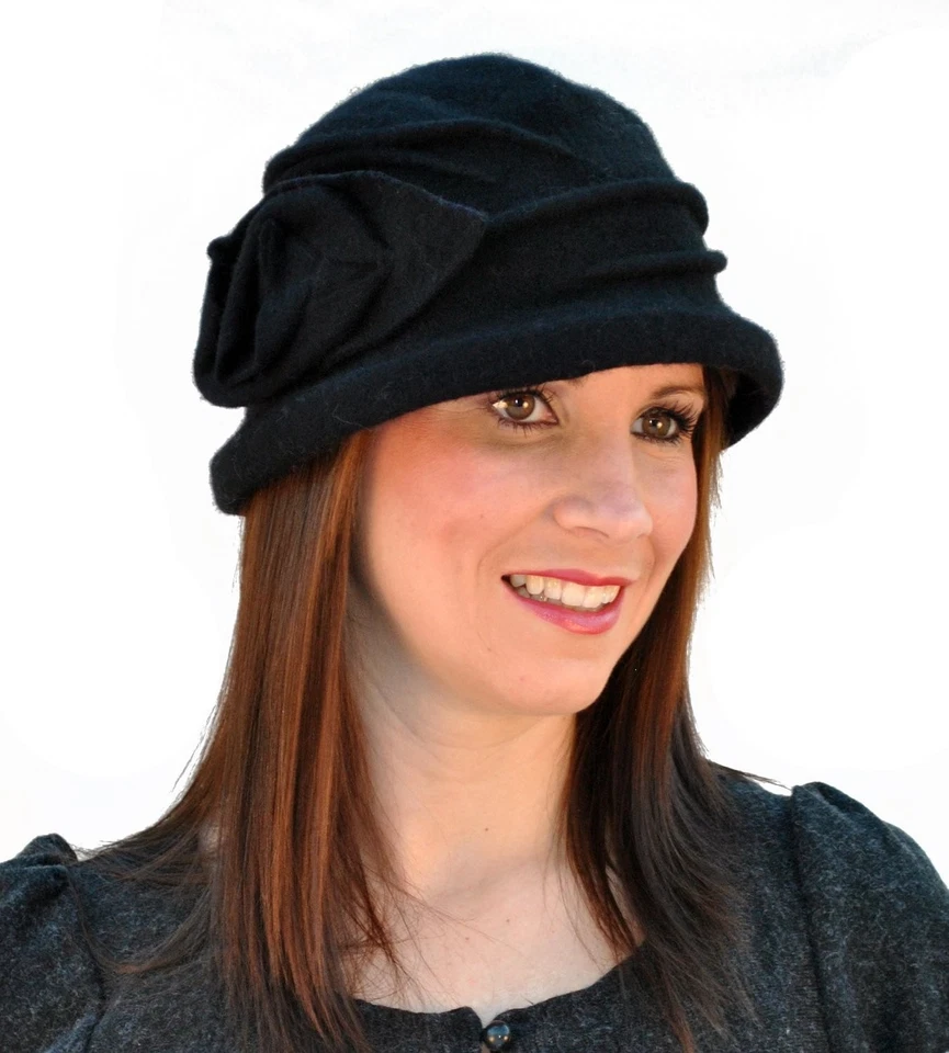 i-Smalls Women's Salford Wire Brim Wool Cloche Hat with Flower Detail