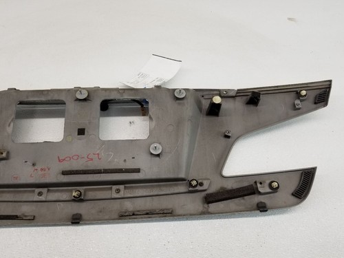 08-10 INFINITI M35/M45 Trunk Tail Finisher Trim Silver/K23 OEM 84810-1NR1A - 第 7/12 張圖片