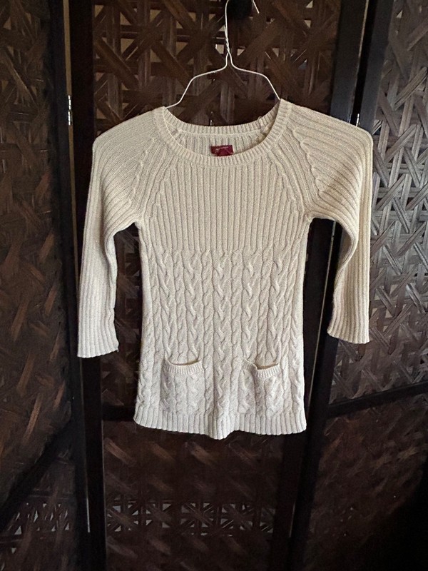 Arizona Jean Co Girl Sweater size 7/8 Tan